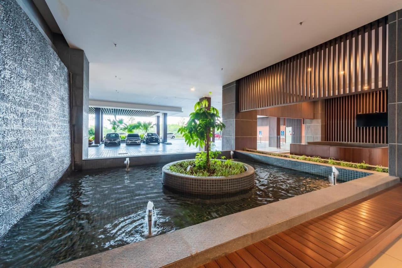 New Bali Residence Seaview L 8 Pax L Kids Friendly L Water Theme Park L 5Mins To Jonker L Kids Slide Malacca Exterior photo