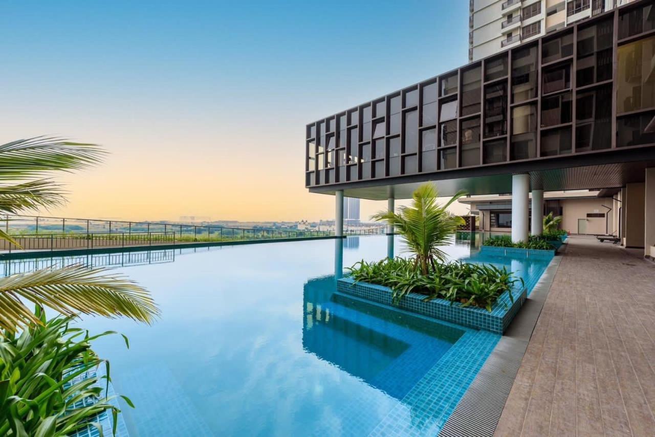 New Bali Residence Seaview L 8 Pax L Kids Friendly L Water Theme Park L 5Mins To Jonker L Kids Slide Malacca Exterior photo